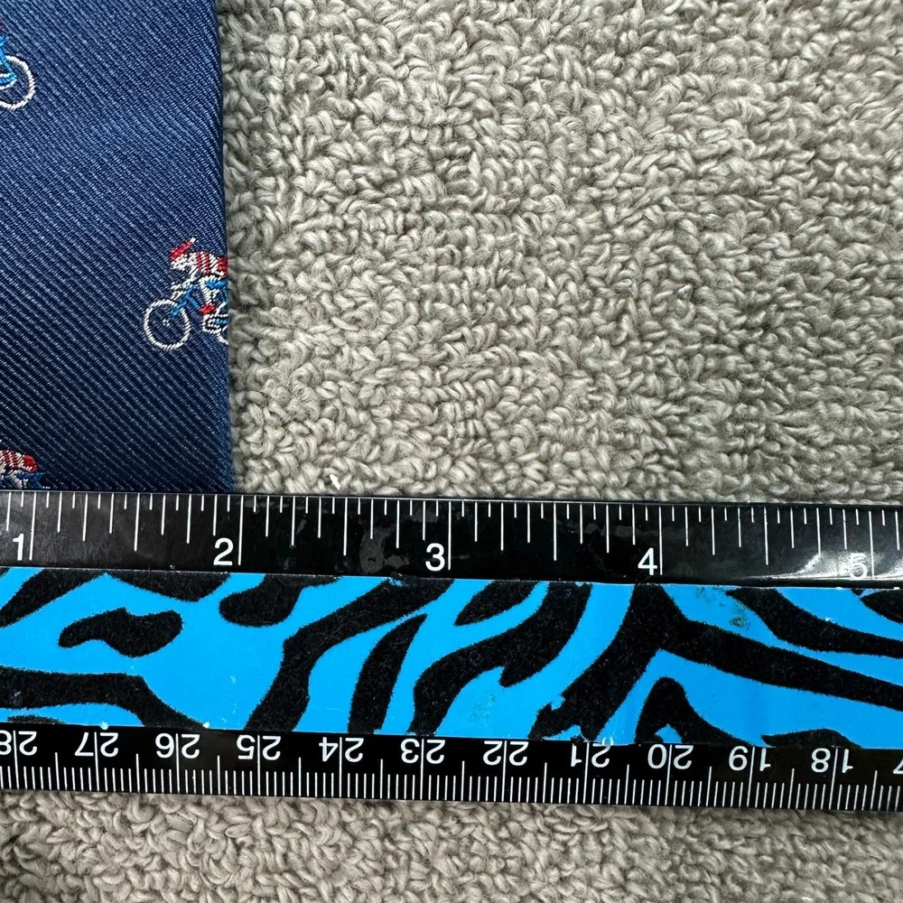 Crewcuts J.Crew Boys Navy Blue Silk Bicycle Embroidered Necktie 42 Inch Tie